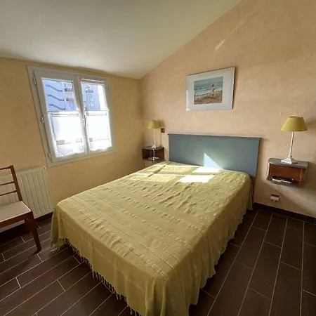Indépendante à 50m De La Avec Jardin Clos Et Wifi Gratuit, Idéal Pour 8 Personnes - Fr-1-324-551 *