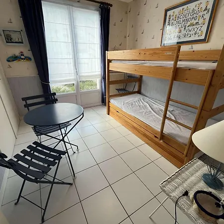 Indépendante à 50m De La Avec Jardin Clos Et Wifi Gratuit, Idéal Pour 8 Personnes - Fr-1-324-551